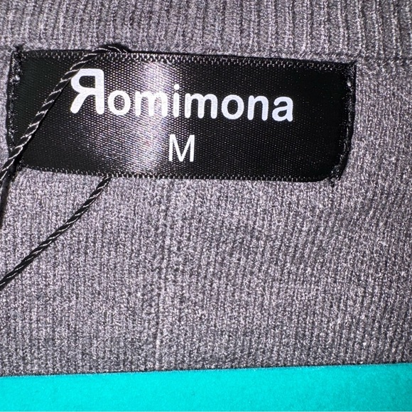 Romimona Gray Full Zip Knit Sweater with Black and Silver Embellishment - Picture 3 of 7
